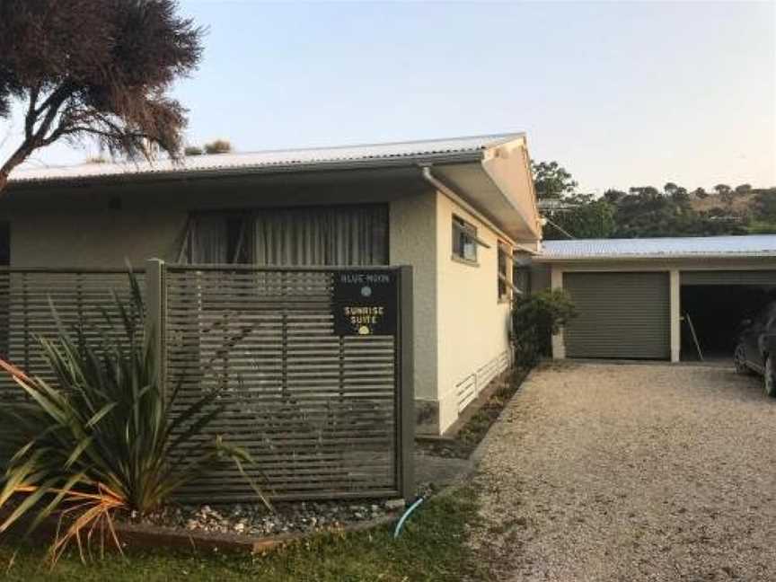 Sunrise suite, Golden Bay, New Zealand