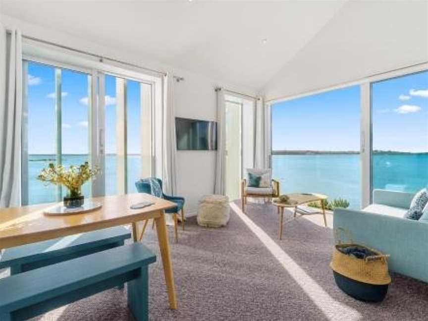 Harbour View - Westmere Holiday Apartment, Eden Terrace, New Zealand