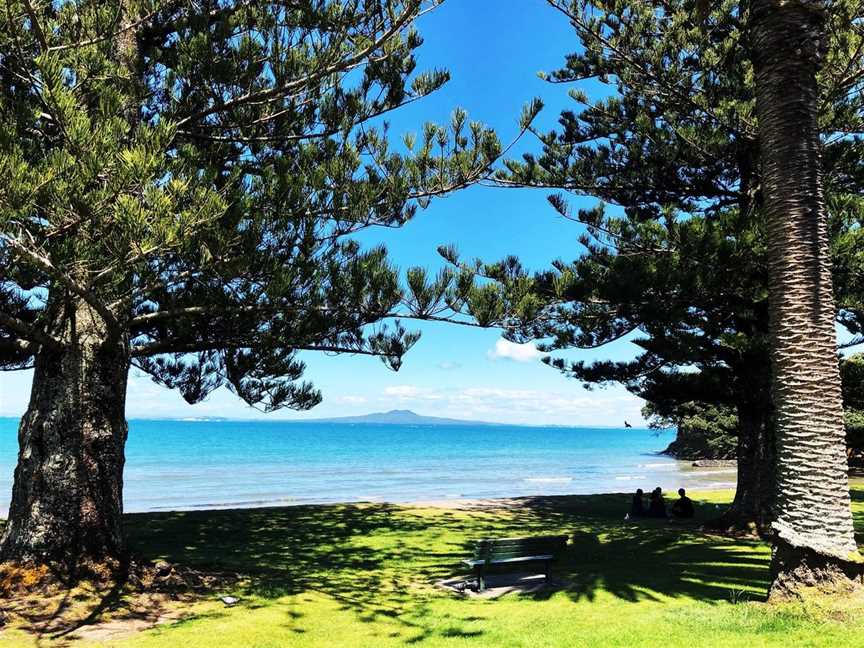 Comfortable Queen Room-204, Campbells Bay, New Zealand