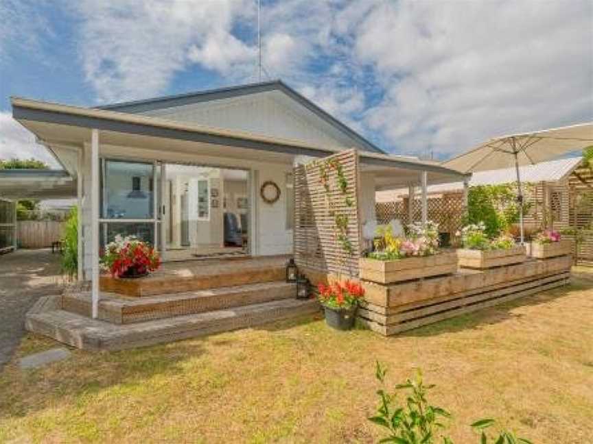 Park Drive - Whangamata Holiday Home, Whangamata, New Zealand