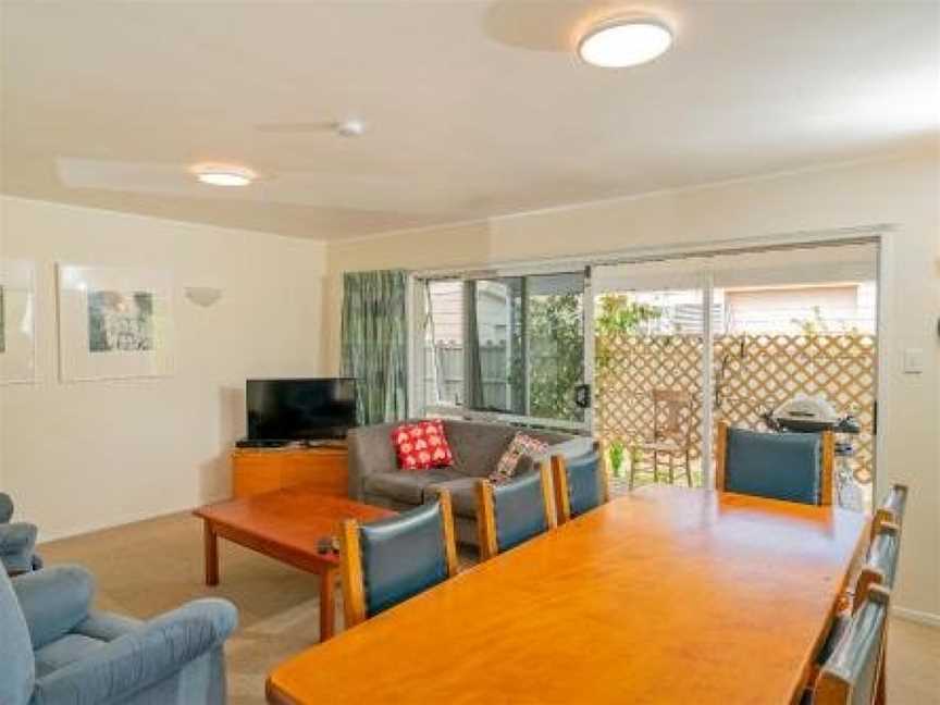 Park Drive - Whangamata Holiday Home, Whangamata, New Zealand