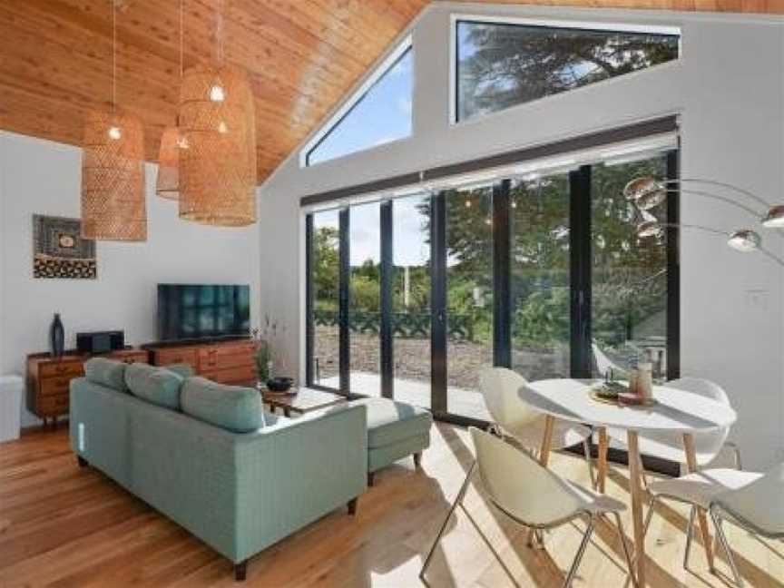 Stunning 2BR Retreat in Tranquil Henderson - WIFI, Henderson Valley, New Zealand