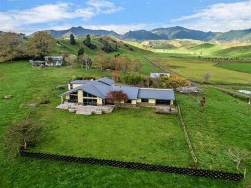 Waiotahe Dairy Farm Hideout, Kutarere, New Zealand