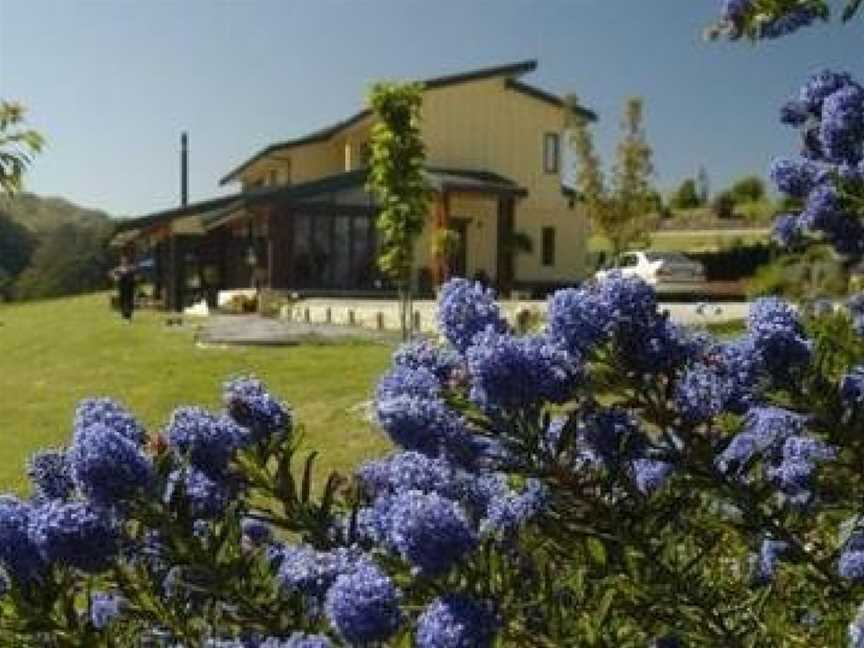 KNAPDALE ECO LODGE, Te Hapara, New Zealand