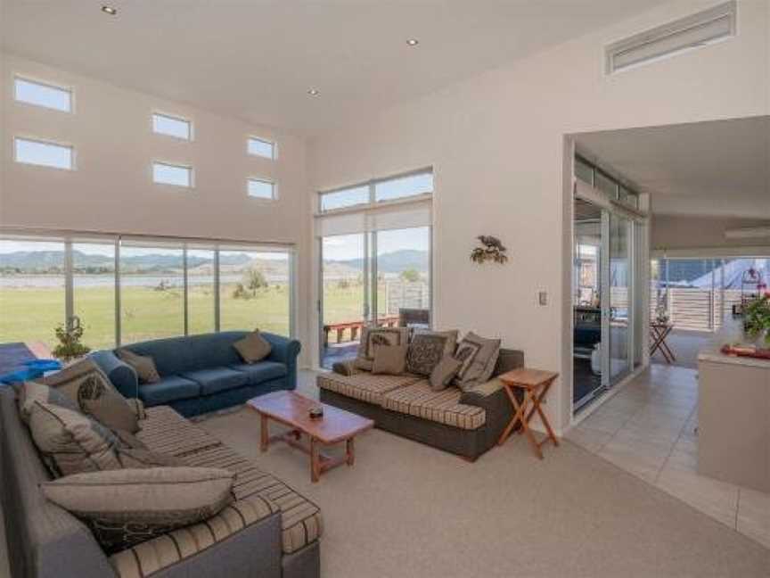 Harbourside Haven - Matarangi Holiday Home, Matarangi, New Zealand