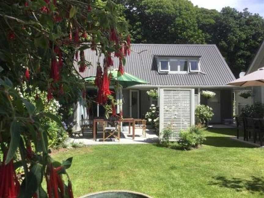 Sunny Glen Cottage, Paraparaumu, New Zealand