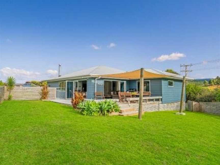 The Blue Rendevous - Whangamata Holiday Home, Whangamata, New Zealand