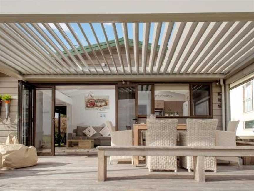 Beachside Beauty - Kuaotunu Holiday Home, Kuaotunu West, New Zealand