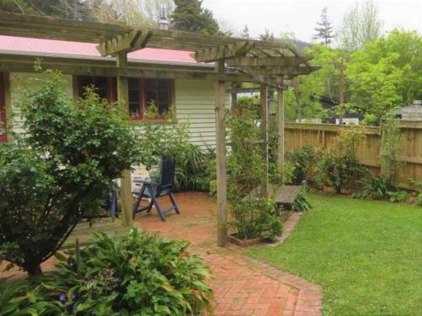 Twin Totara Cottage, Upper Hutt (Suburb), New Zealand