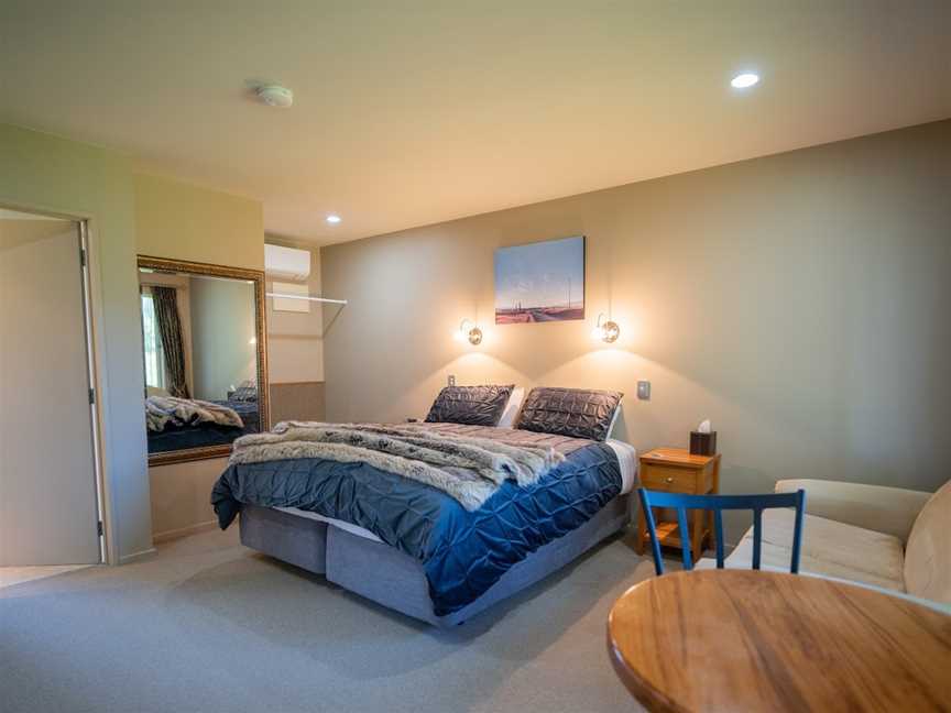 Blue Ridge Apartments & B&B, Te Anau, New Zealand