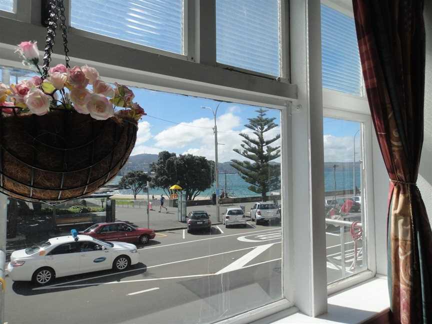 The Bay House, Wellington (Suburb), New Zealand