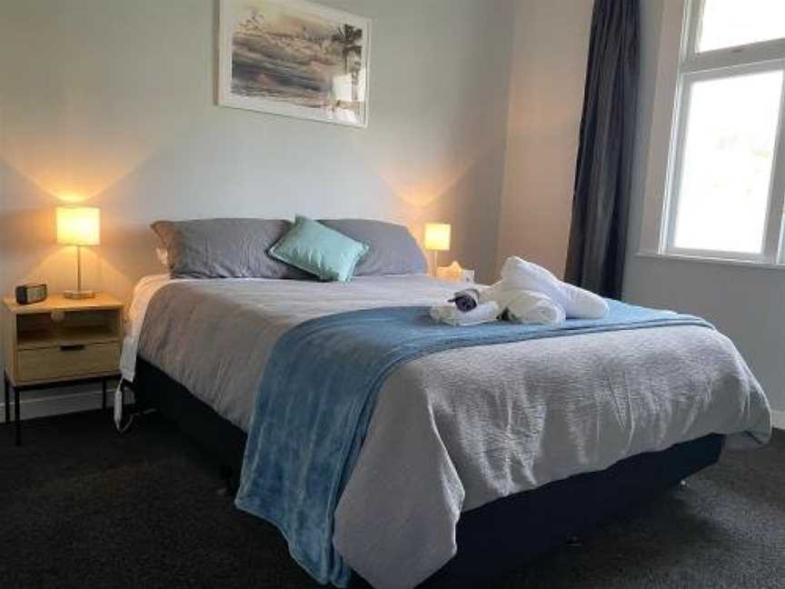 Motuphue Base Holiday Home - 2 bedroom House, Invercargill, New Zealand