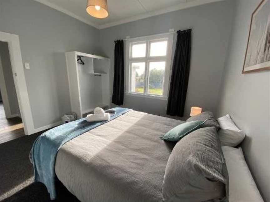 Motuphue Base Holiday Home - 2 bedroom House, Invercargill, New Zealand