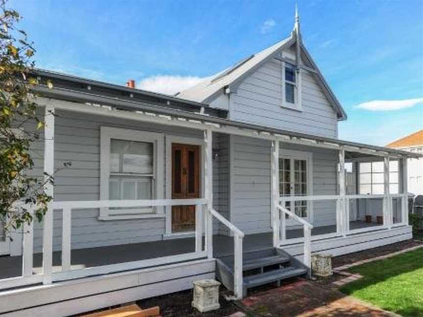 Puriri Downtown Villa - Napier Holiday Home, Napier, New Zealand