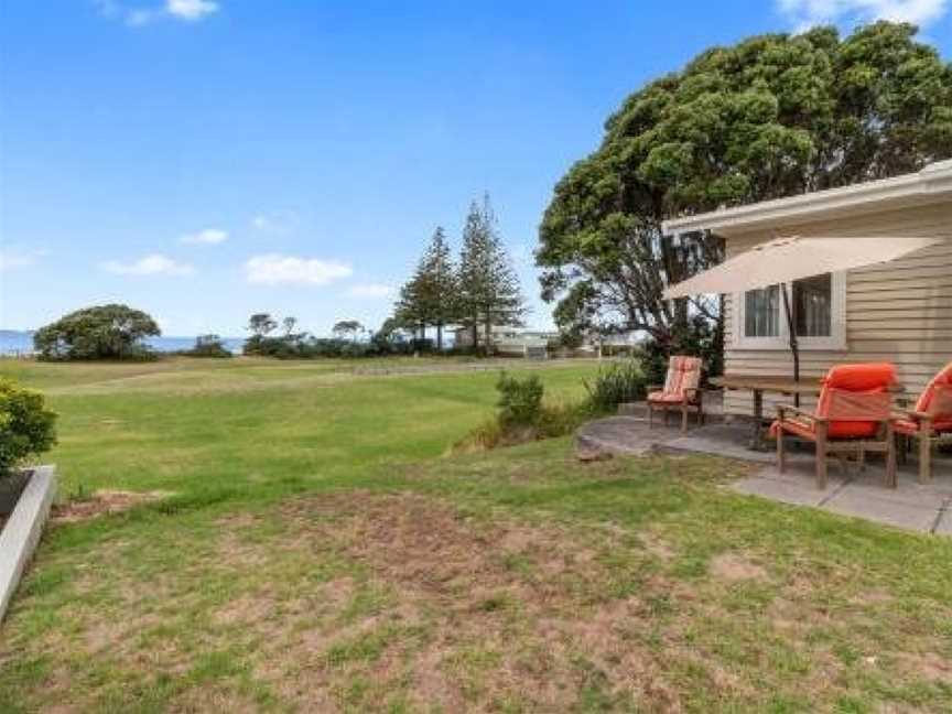 Lilian's Cottage - Waihi Beach Holiday Home, Waihi Beach, New Zealand