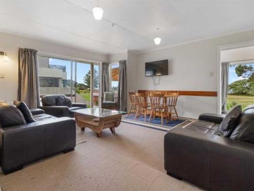 Lilian's Cottage - Waihi Beach Holiday Home, Waihi Beach, New Zealand