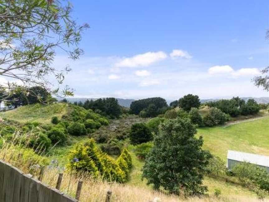 Tranquility Base - Waikanae Beach Holiday Home, Paraparaumu, New Zealand