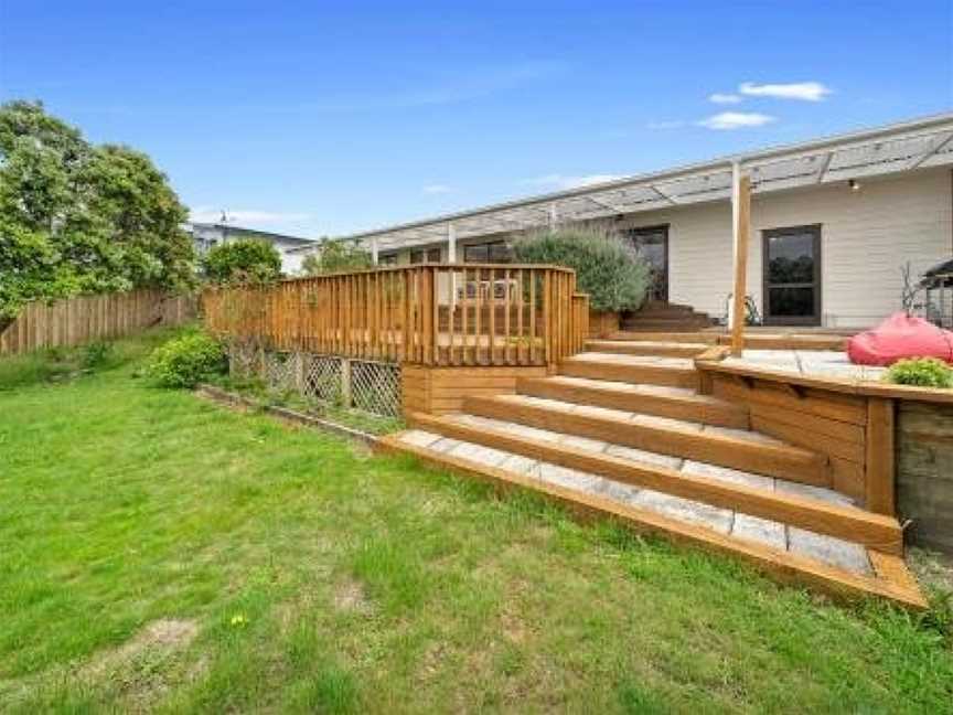 Lagoon Haven - Waikanae Holiday Home, Paraparaumu, New Zealand