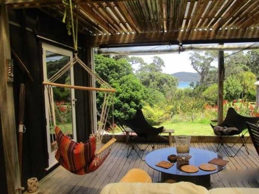 Mulberry Grove Retreat, Tryphena, New Zealand