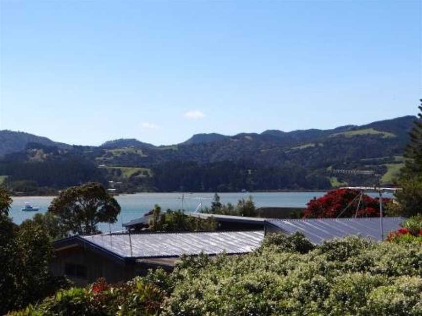 Omaha Heights - Omaha Holiday Home, Matakana, New Zealand