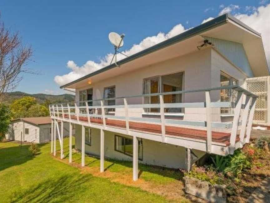 Scotts Base - Whiritoa Beach Holiday Home, Whangamata, New Zealand