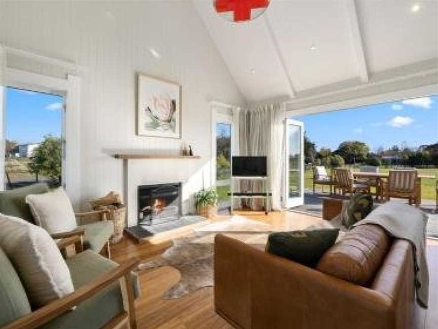 Te Whare Hipi - Martinborough Holiday Home, Martinborough, New Zealand