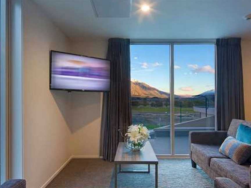 Ramada Suites by Wyndham Queenstown Remarkables Park, Accommodation in Remarkables Park;Frankton