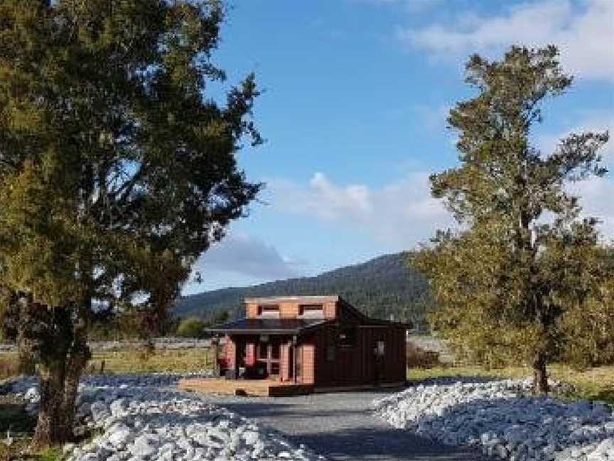 Cosy Cabin in the Paddocks - Breakfast Included, Franz Josef/Waiau, New Zealand