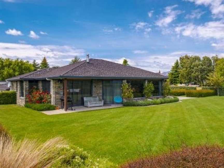 Hilltop Blue Views - Wanaka Holiday Home, Wanaka, New Zealand