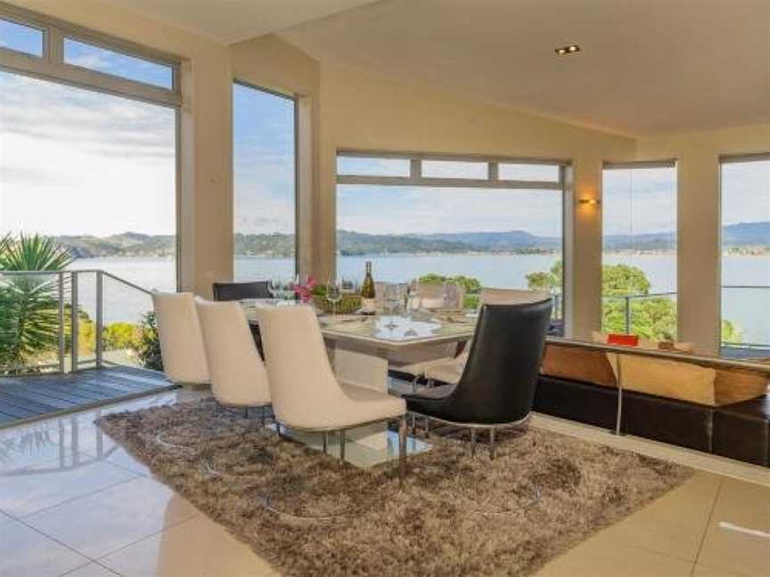 Bay View Escape - Whitianga Holiday Home, Whitianga, New Zealand