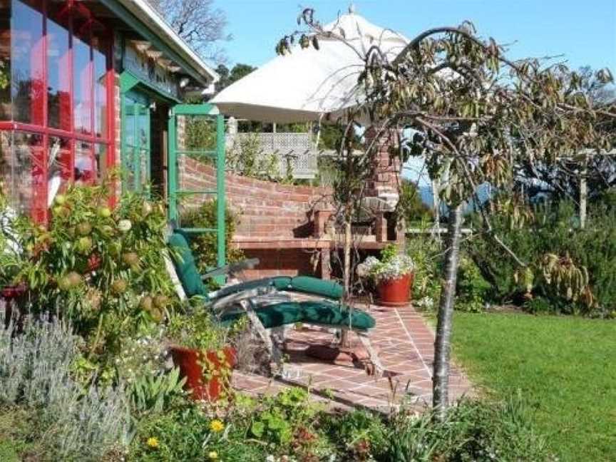 Bethells Beach Cottages, Piha, New Zealand