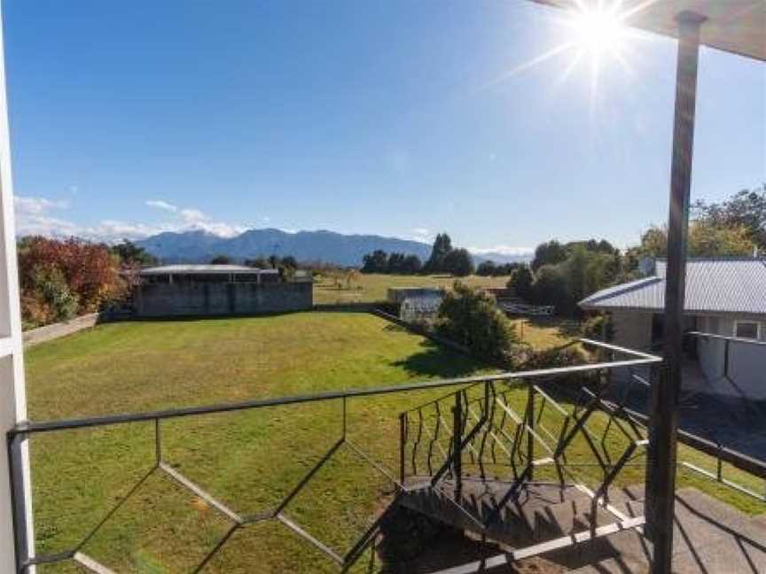 Milford House - Te Anau Holiday Home, Te Anau, New Zealand