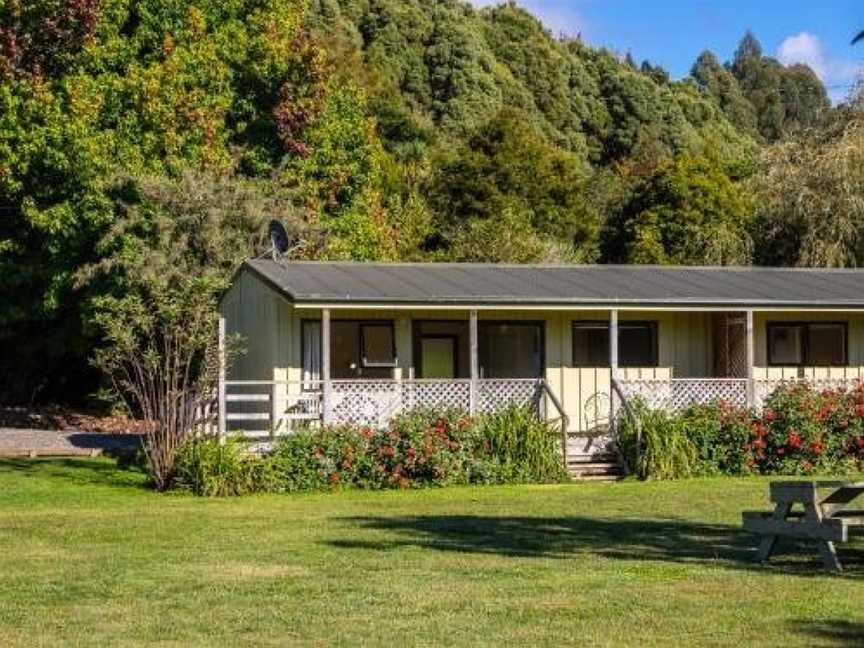 Kowhai Cottage - Marahau Holiday Unit, Kaiteriteri, New Zealand