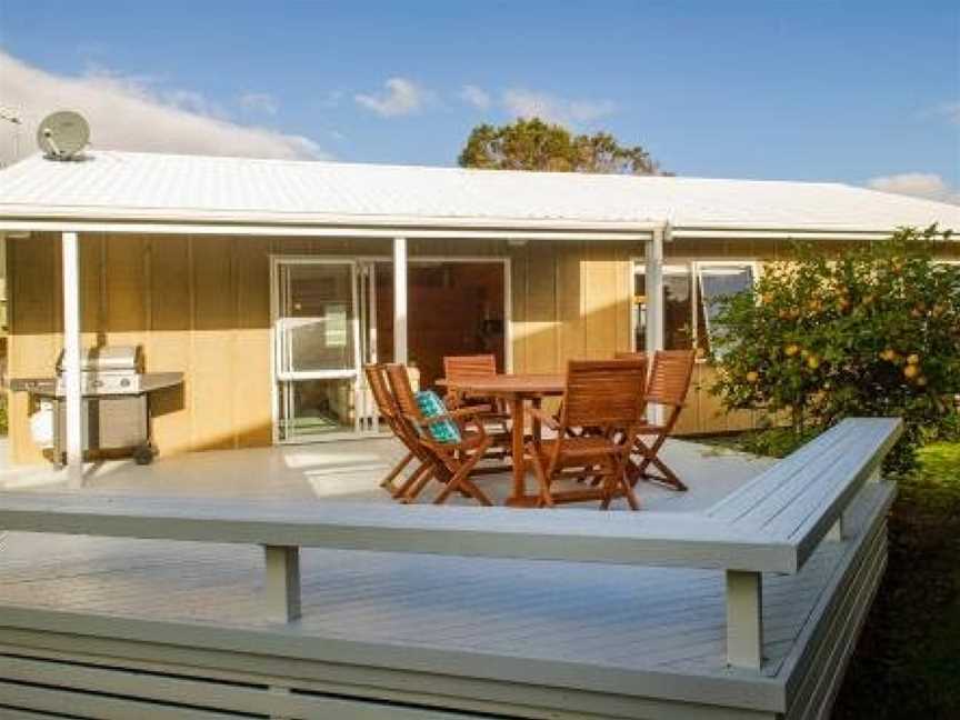 Beachfront Bliss - Cooks Beach Holiday Home, Whitianga, New Zealand