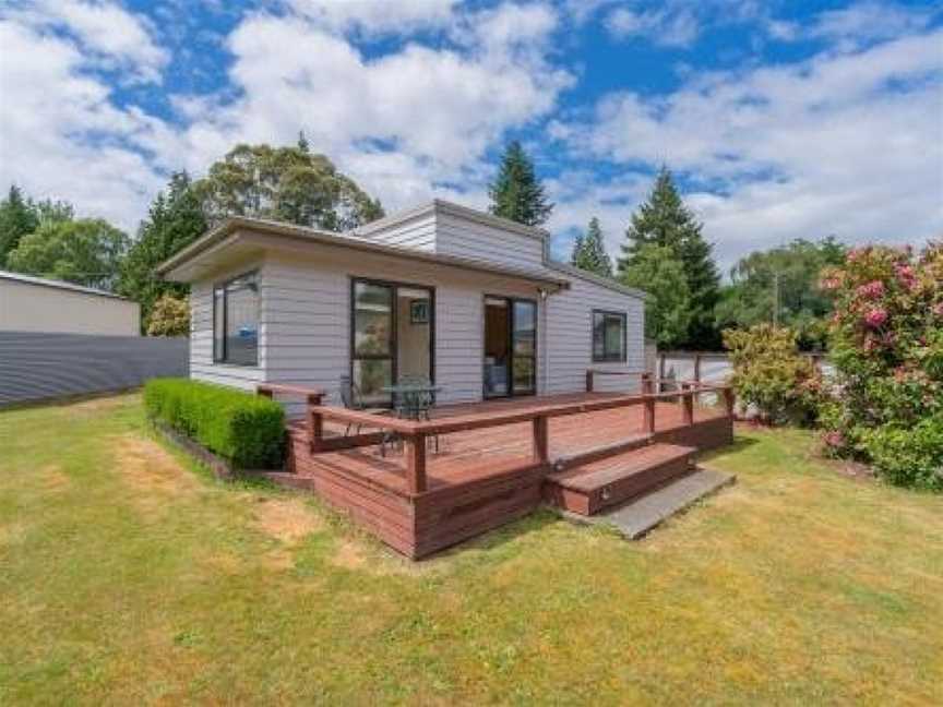 Fab on Fergus - Te Anau Holiday Home, Te Anau, New Zealand