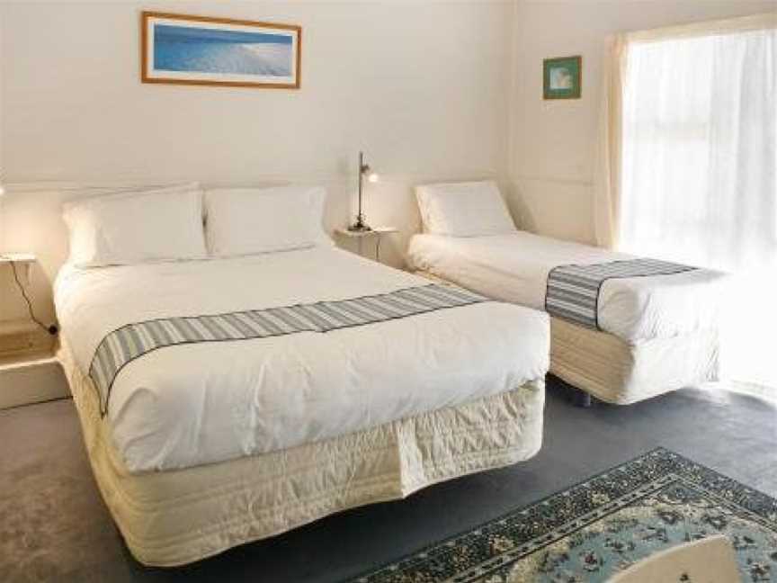 Driftwood Beachfront Accommodation, Cable Bay, Owhetu, Mangonui, New Zealand