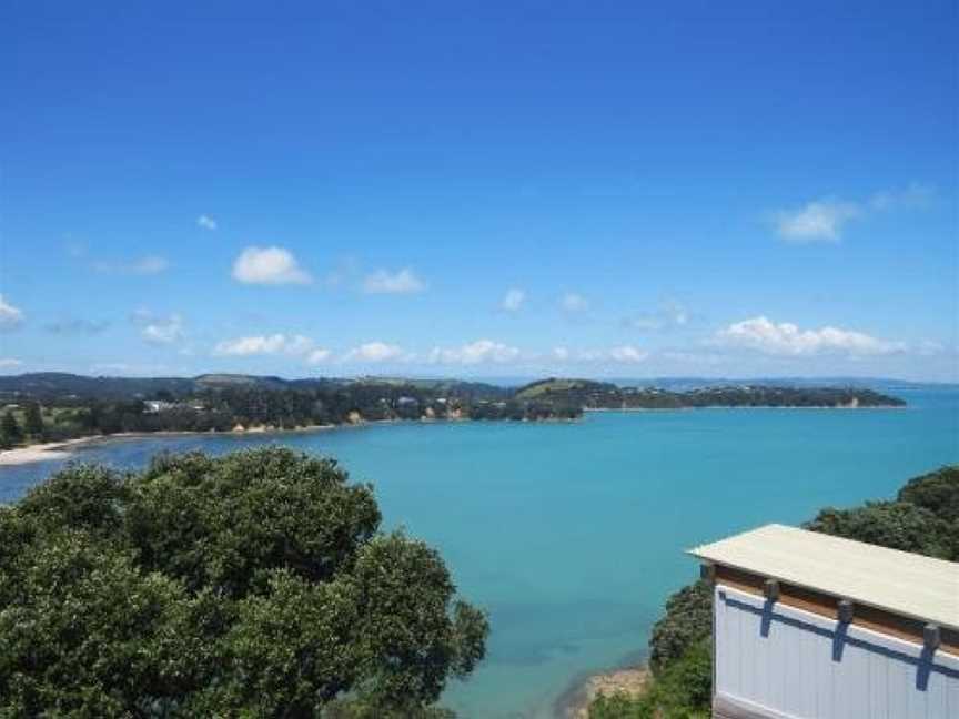 Matenga Views, Waiheke Island (Suburb), New Zealand