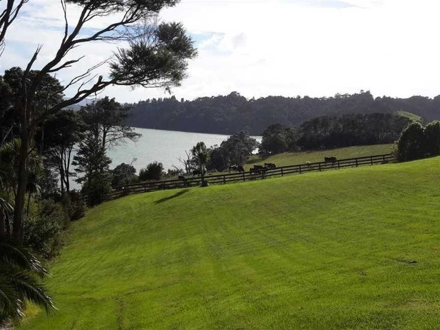 Kingfisher Cabin, Mahurangi West, New Zealand