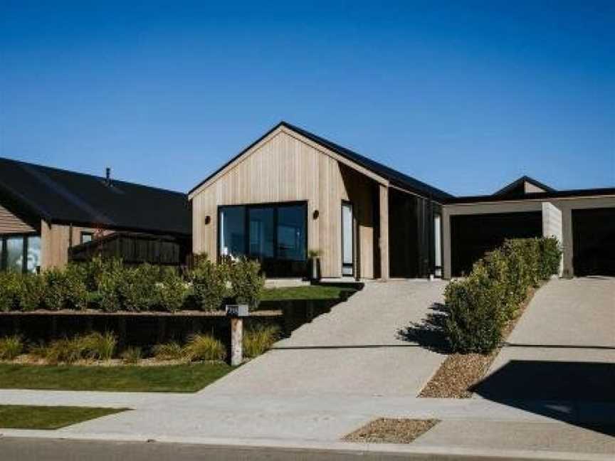 Tirohanga Maunga Townhouse, Wanaka, New Zealand