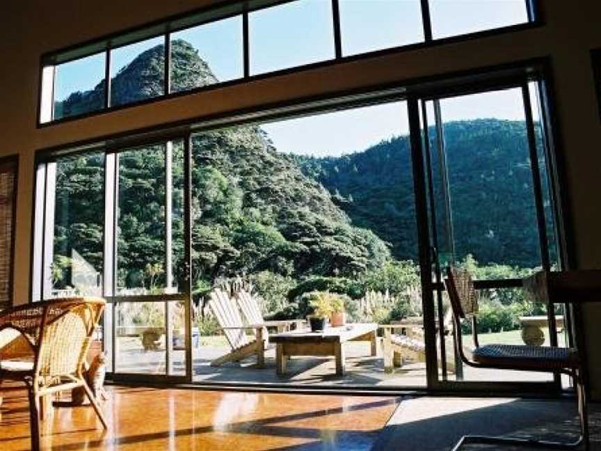 Piha Beachstay Accommodation, Piha, New Zealand