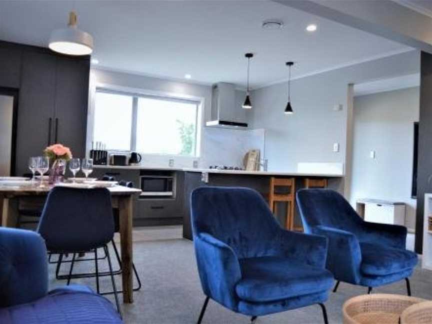 A designer's house (three bedroom holiday house), Rotorua, New Zealand