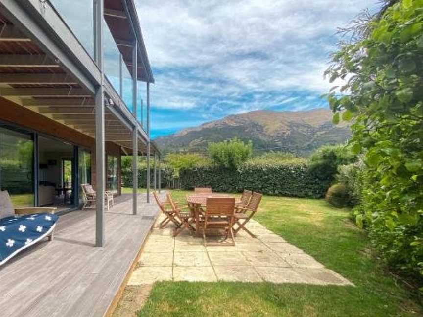 Stunning Panoramic Lake Hawea Views 5 Bedrooms, Lake Hawea, New Zealand