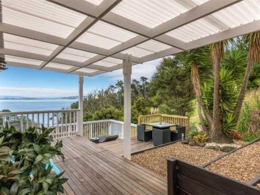 Woodside Bay Cottage, Waiheke Island (Suburb), New Zealand