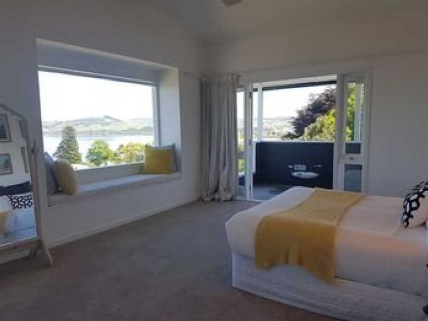 View From on Top - 6 Bedroom House, Taupo, New Zealand