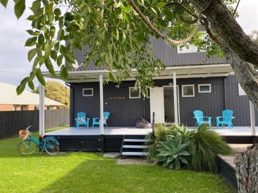 Good Times and Tan Lines - Waihi Beach Holiday Home, Waihi Beach, New Zealand