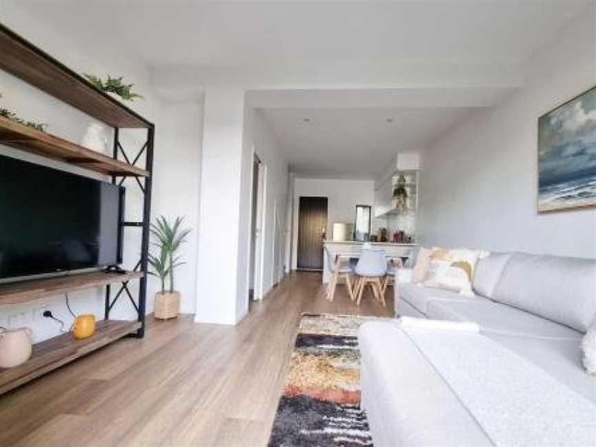 Brand New House by Botany - Netflix & Parking, Eden Terrace, New Zealand