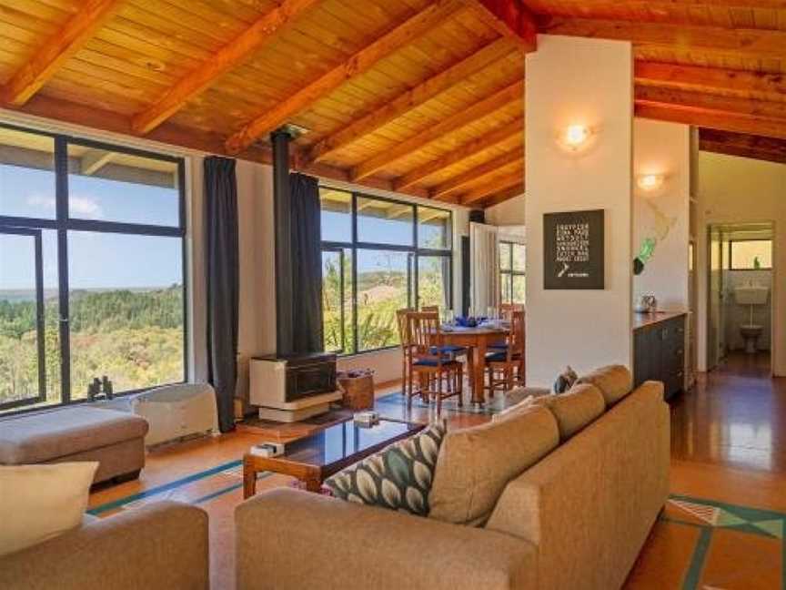 Hahei Hideaway - Hahei Holiday Home, Hahei, New Zealand