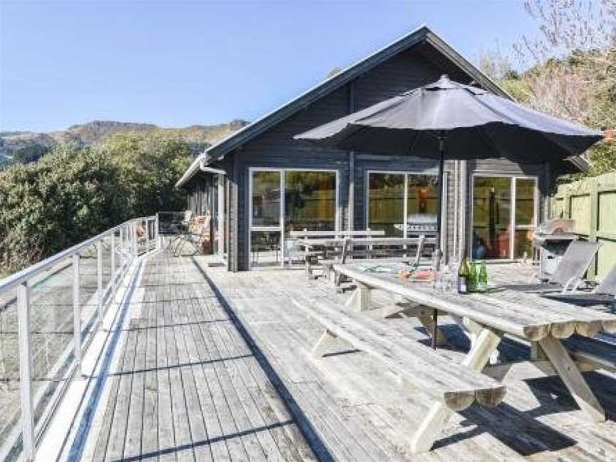 Akaroa Escape - Akaroa Holiday Home, Akaroa, New Zealand