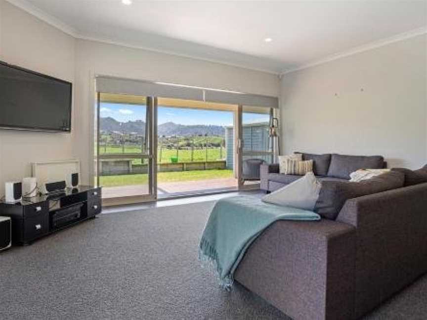 Sky Blue Retreat - Waihi Beach Holiday Home, Waihi Beach, New Zealand