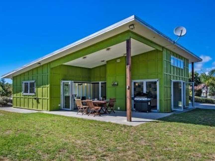 Seabreeze Bach - Mangawhai Heads Holiday Home, Mangawhai, New Zealand